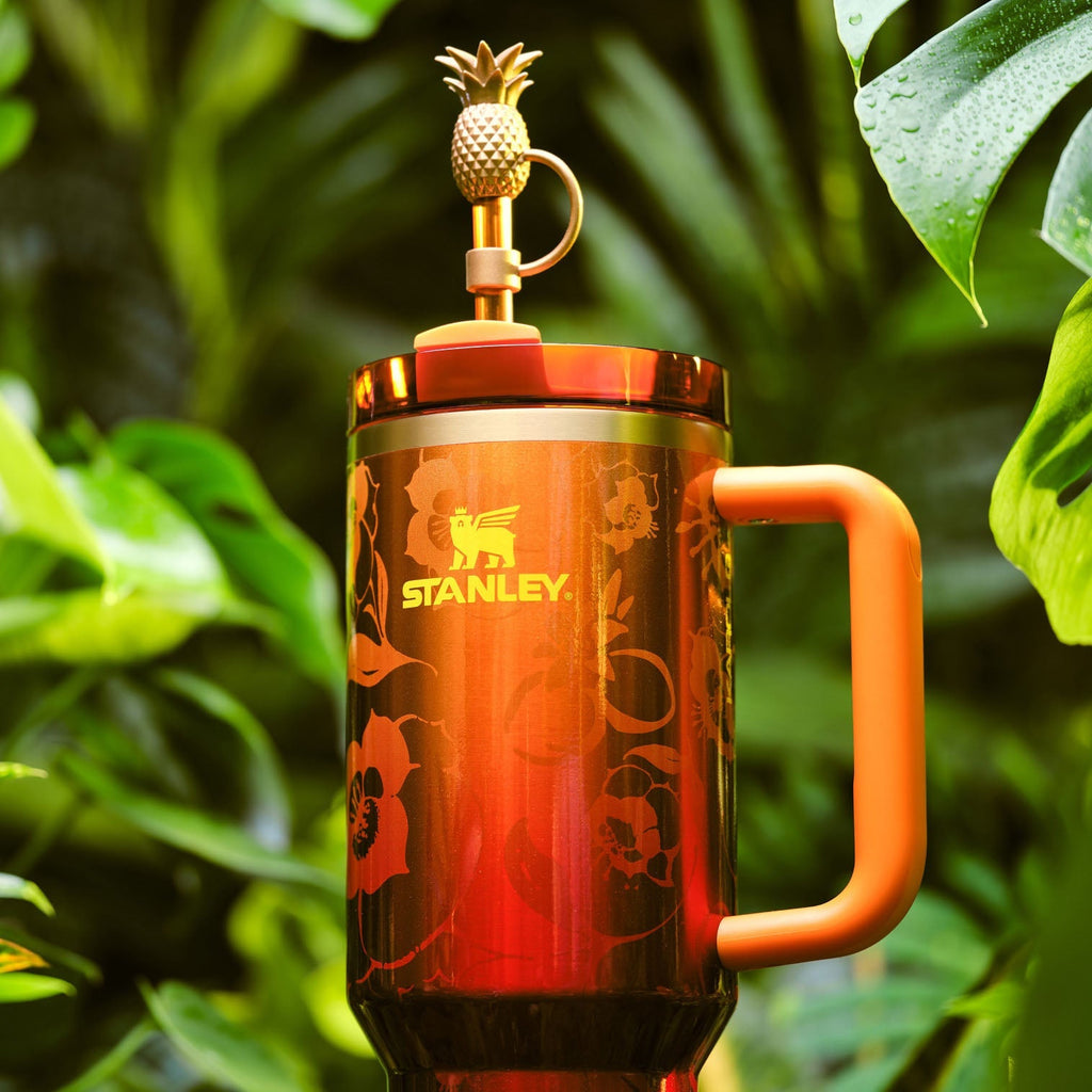 Stanley 1913 x Karol G Quencher H2.0 FlowState Tumbler | 0.89L