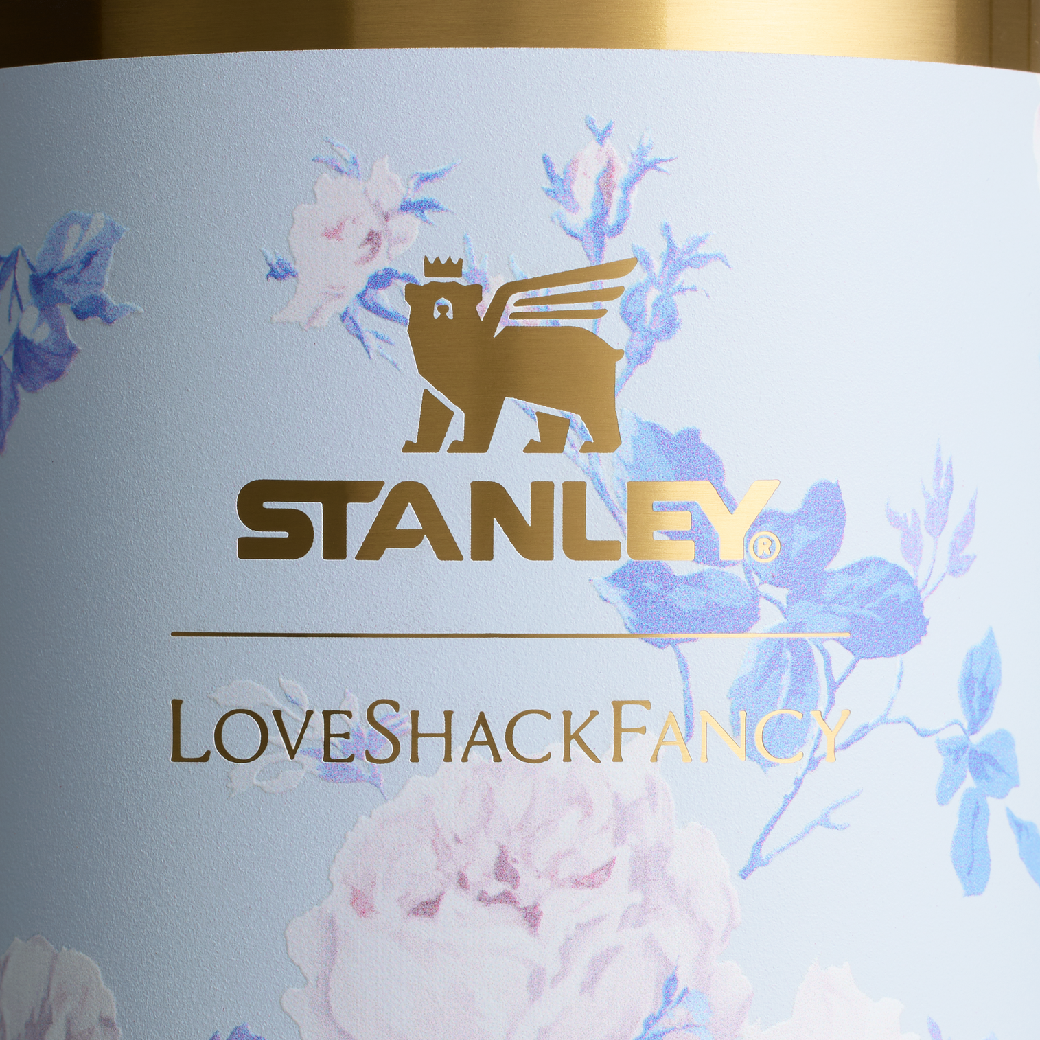 The Stanley x LoveShackFancy Quencher | 40 OZ (Everblooming Rosettes)