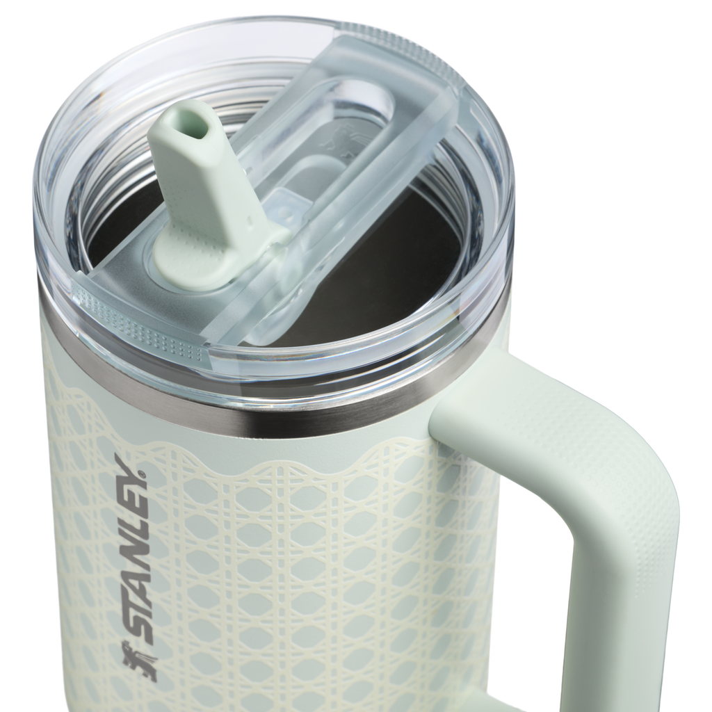Quencher ProTour Flip Straw Tumbler | 1.18L (Spring Picnic)