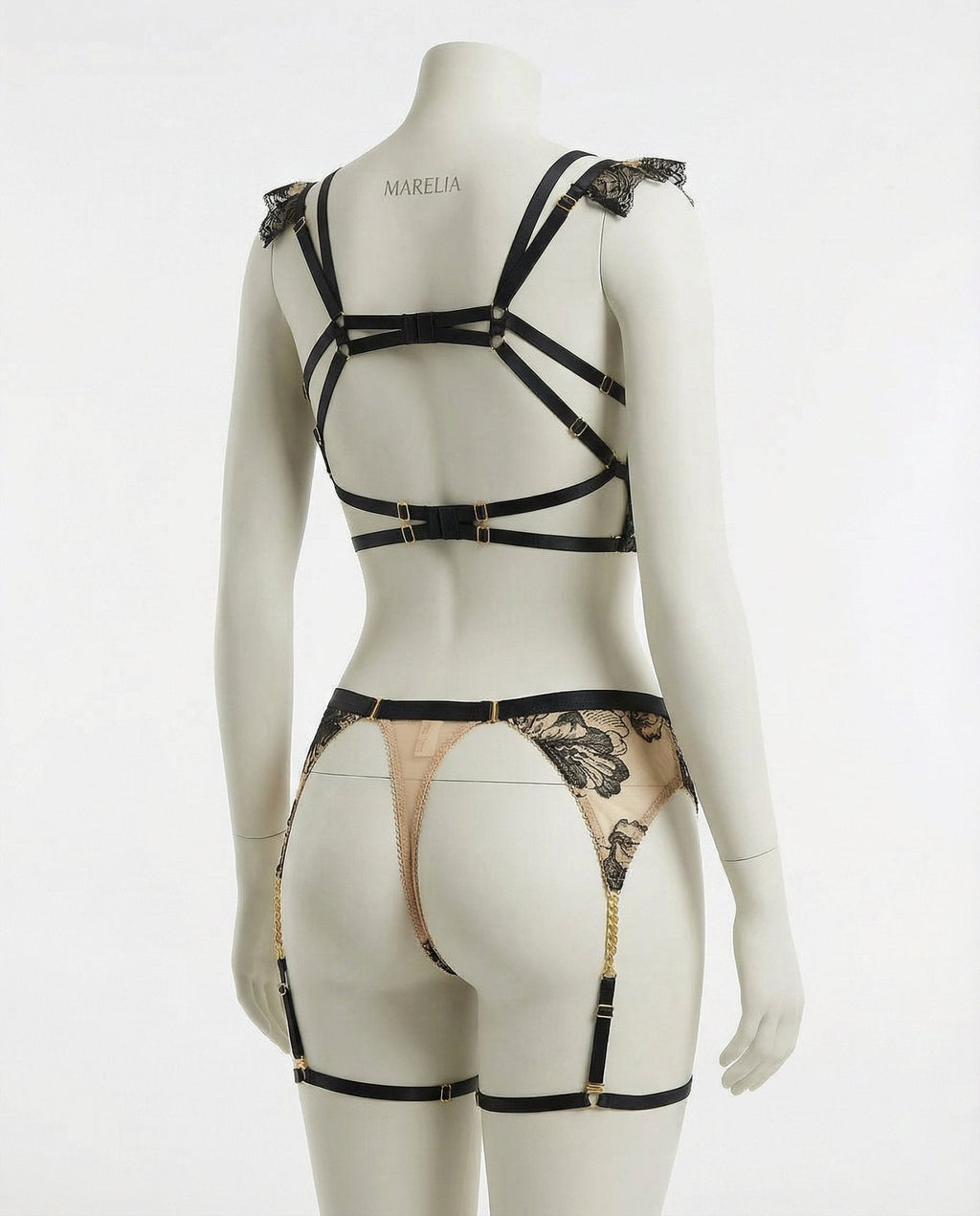 Embroidered Bra Suspender Belt And G - String Set - AR UNIVERSALghntshLingerie Set