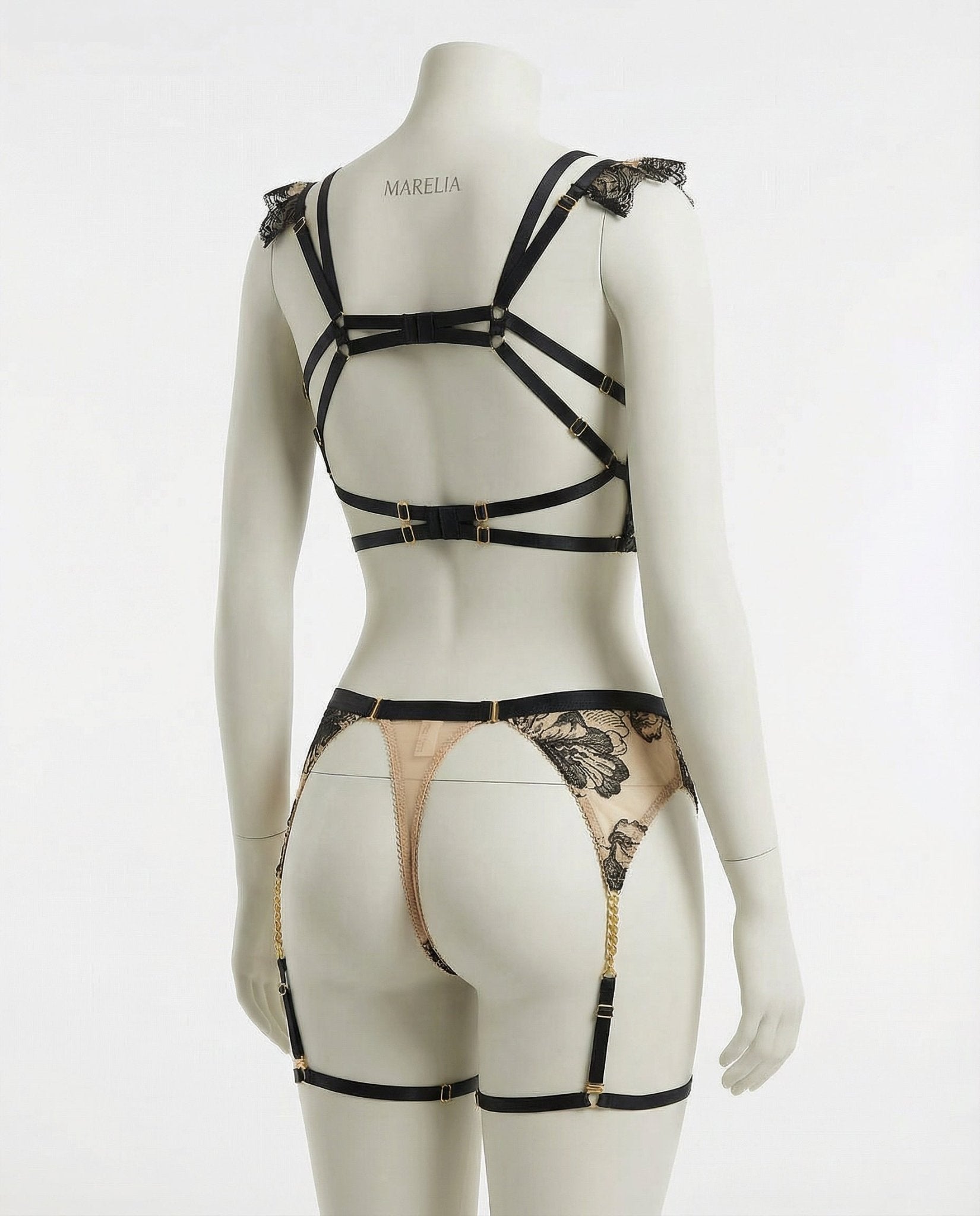 Embroidered Bra Suspender Belt And G - String Set - AR UNIVERSALghntshLingerie Set