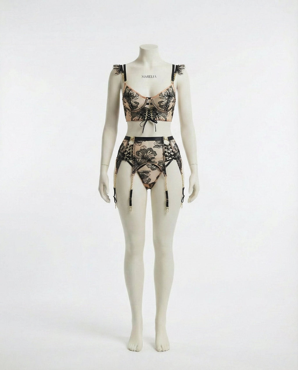 Embroidered Bra Suspender Belt And G - String Set - AR UNIVERSALghntshLingerie Set