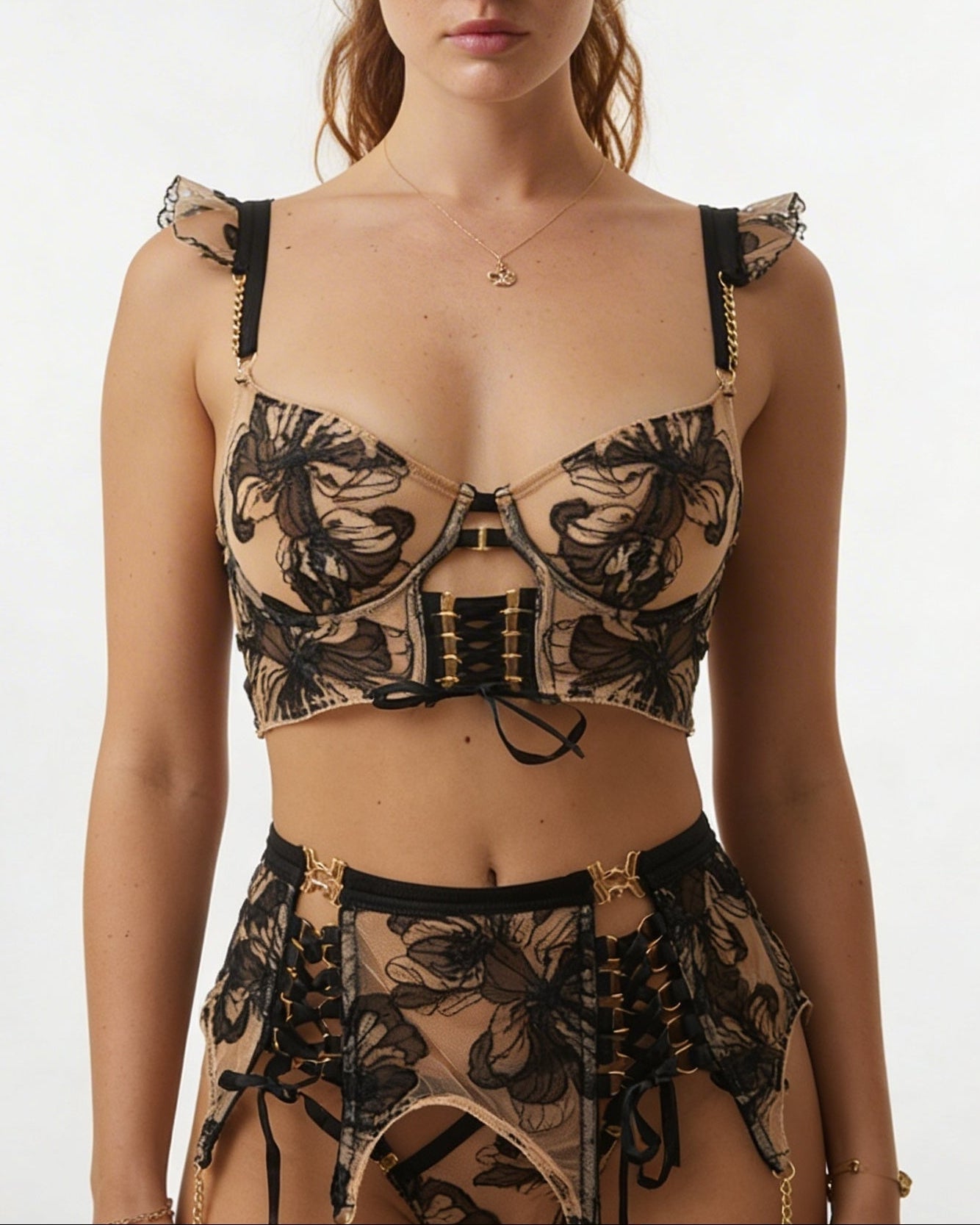 Embroidered Bra Suspender Belt And G - String Set - AR UNIVERSALghntshLingerie Set