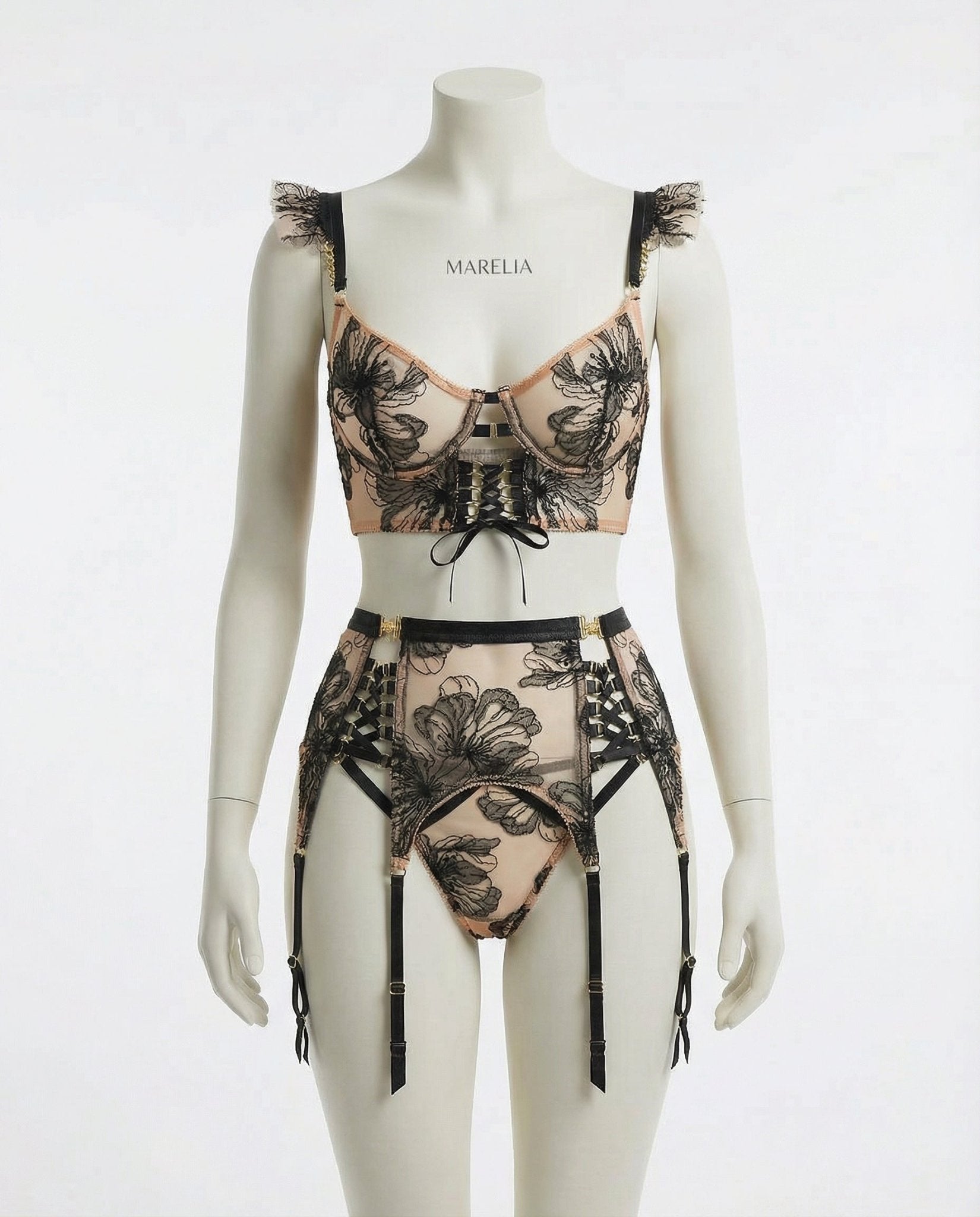 Embroidered Bra Suspender Belt And G - String Set - AR UNIVERSALghntshLingerie Set