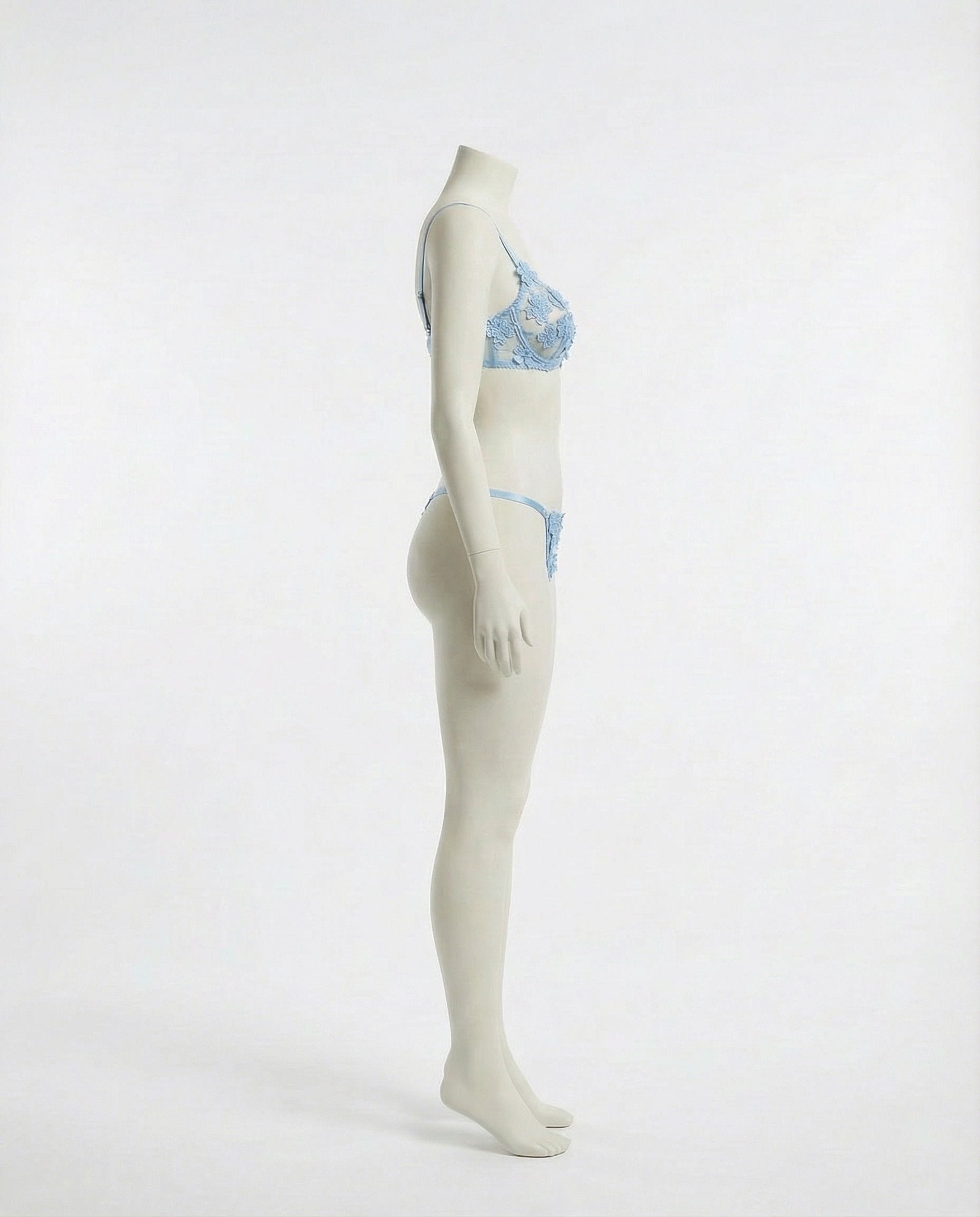 Floral Embroidered Lingerie Set - AR UNIVERSALAR UNIVERSALLingerie Sets