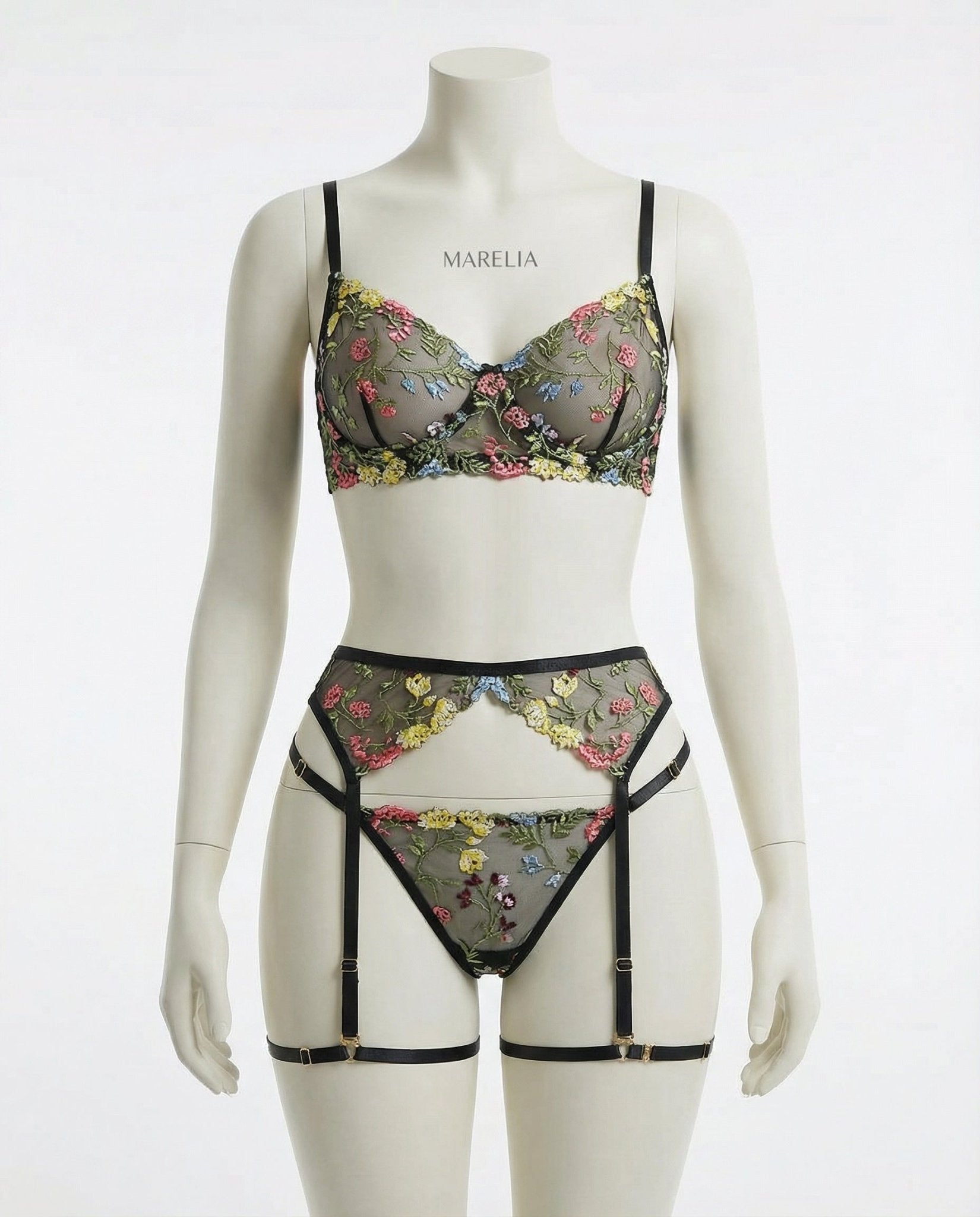 Floral Embroidered Lingerie Set: Comfort meets elegance - AR UNIVERSALAR UNIVERSALLingerie SetLingerie Set