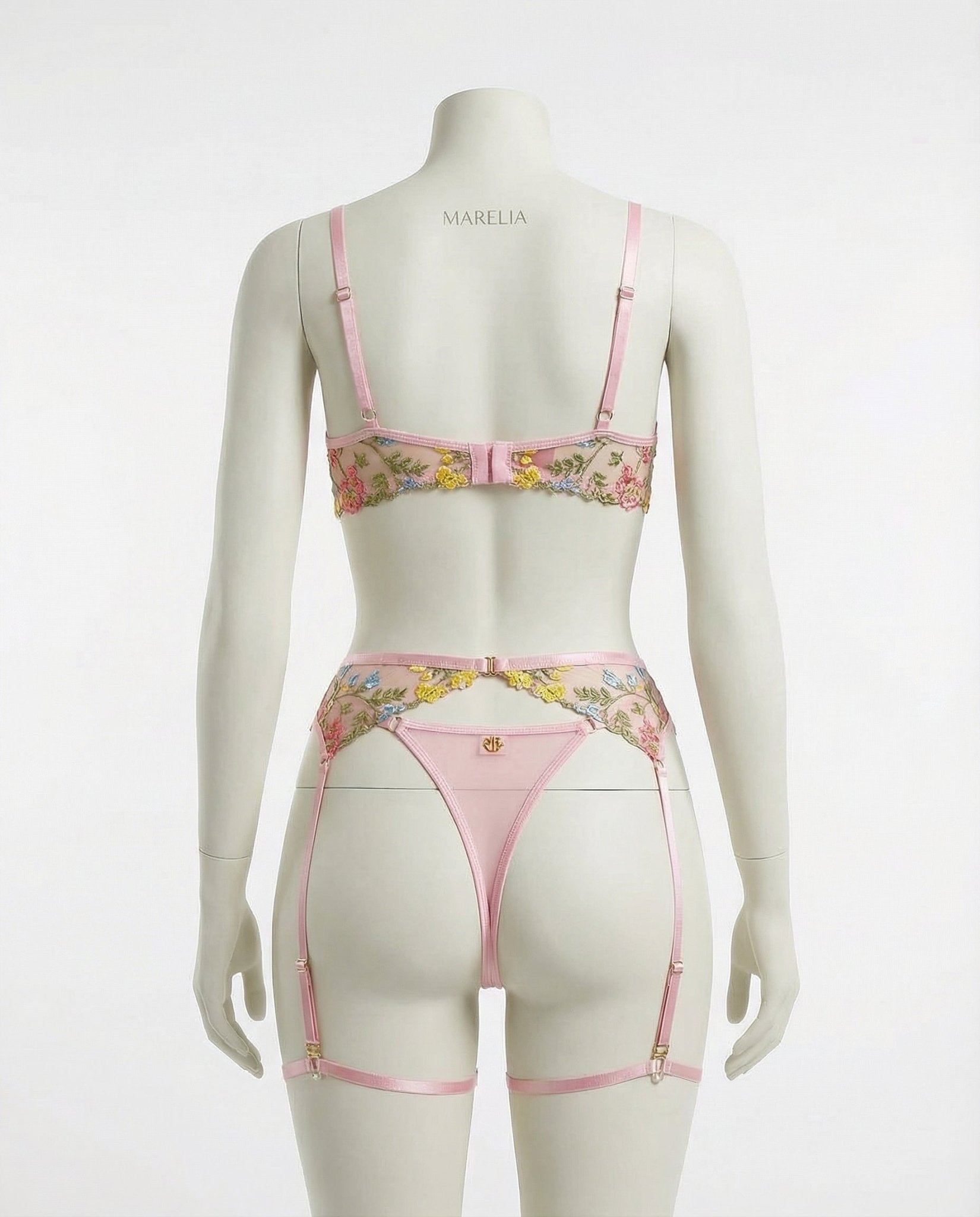Floral Embroidered Lingerie Set: Comfort meets elegance - AR UNIVERSALAR UNIVERSALLingerie SetLingerie Set