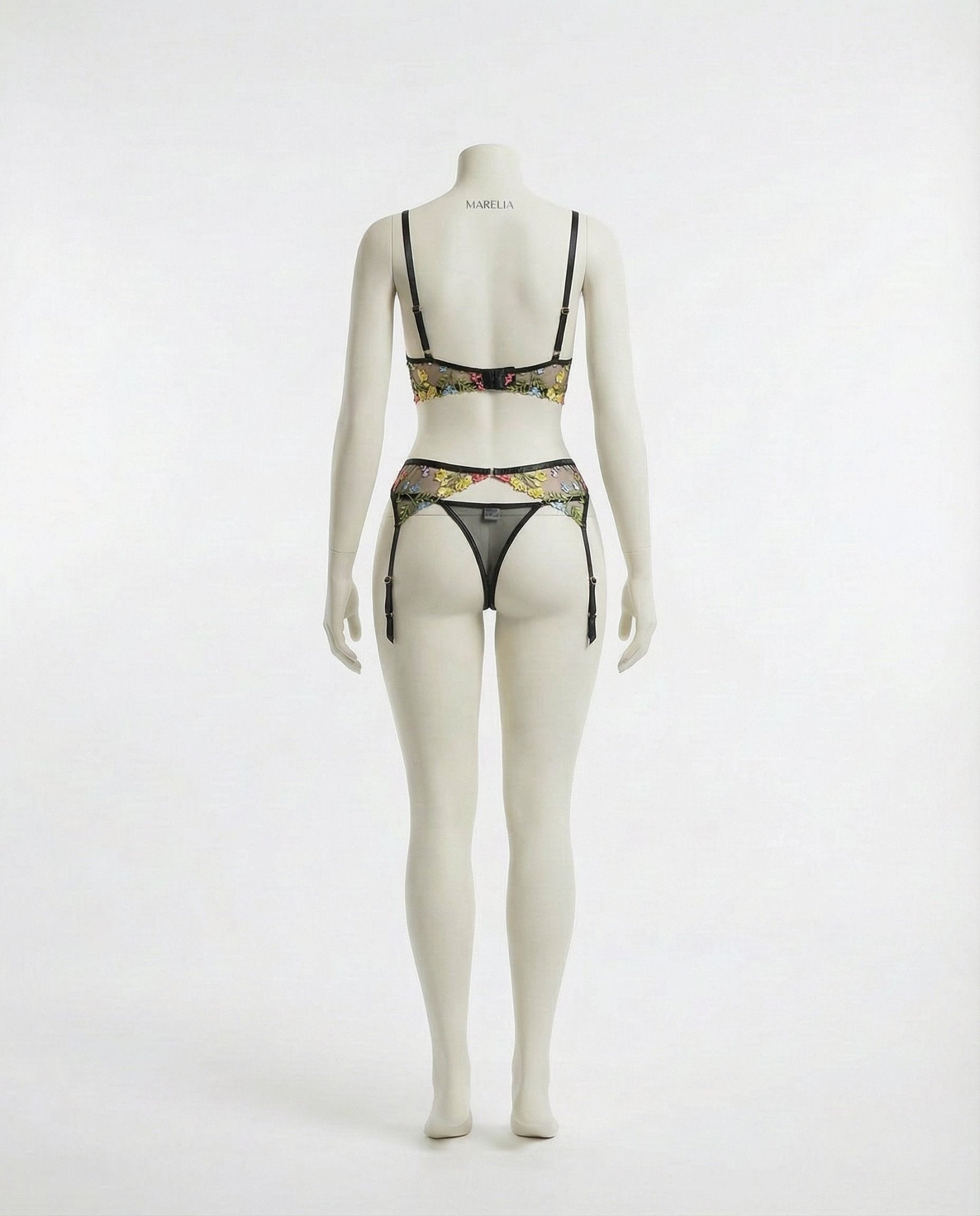 Floral Embroidered Lingerie Set: Comfort meets elegance - AR UNIVERSALAR UNIVERSALLingerie SetLingerie Set