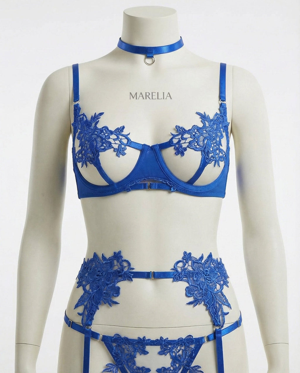 Lace Appliqué Bra G - String And Suspender Set - AR UNIVERSALghntshLingerie Set