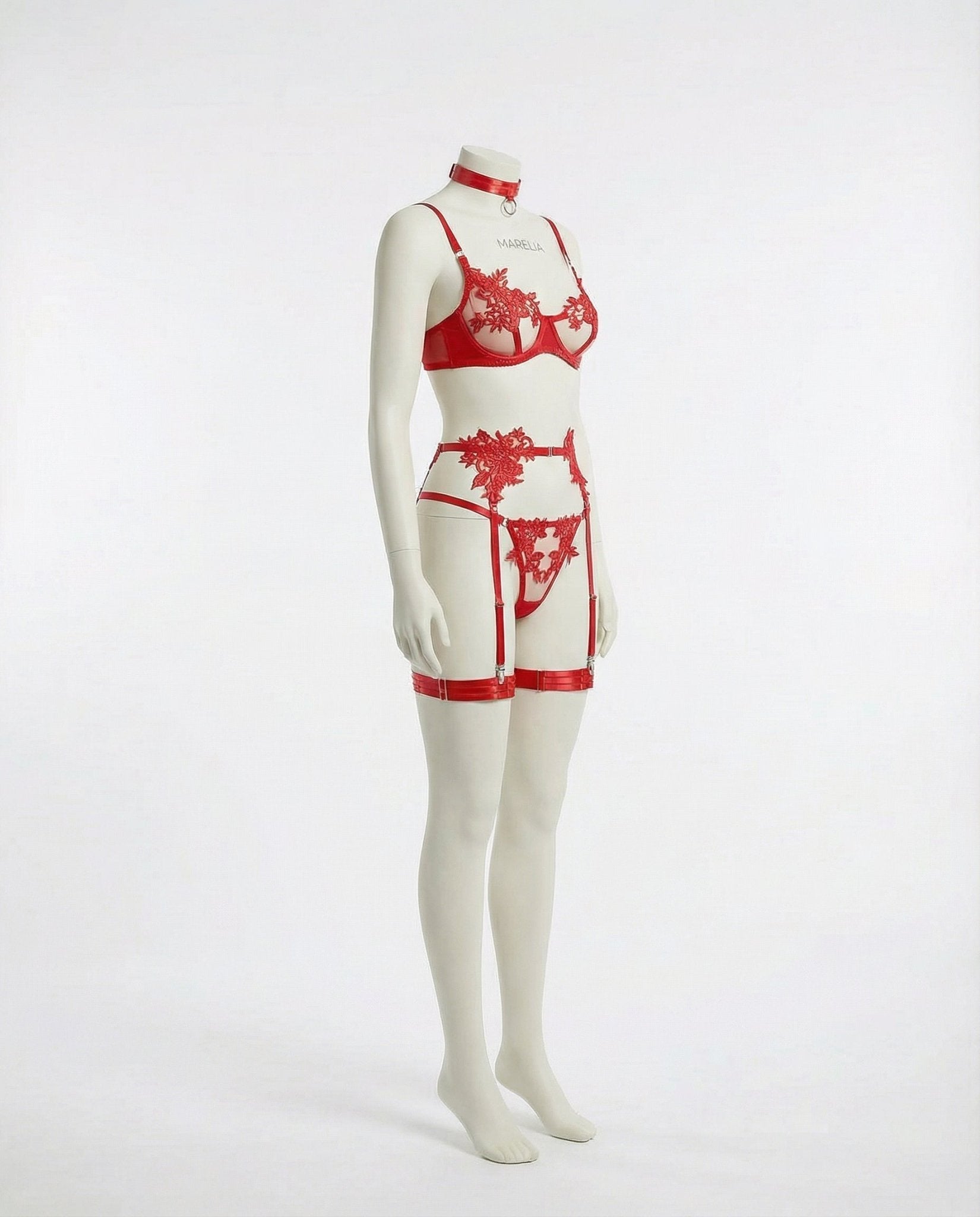 Lace Appliqué Bra G - String And Suspender Set - AR UNIVERSALghntshLingerie Set