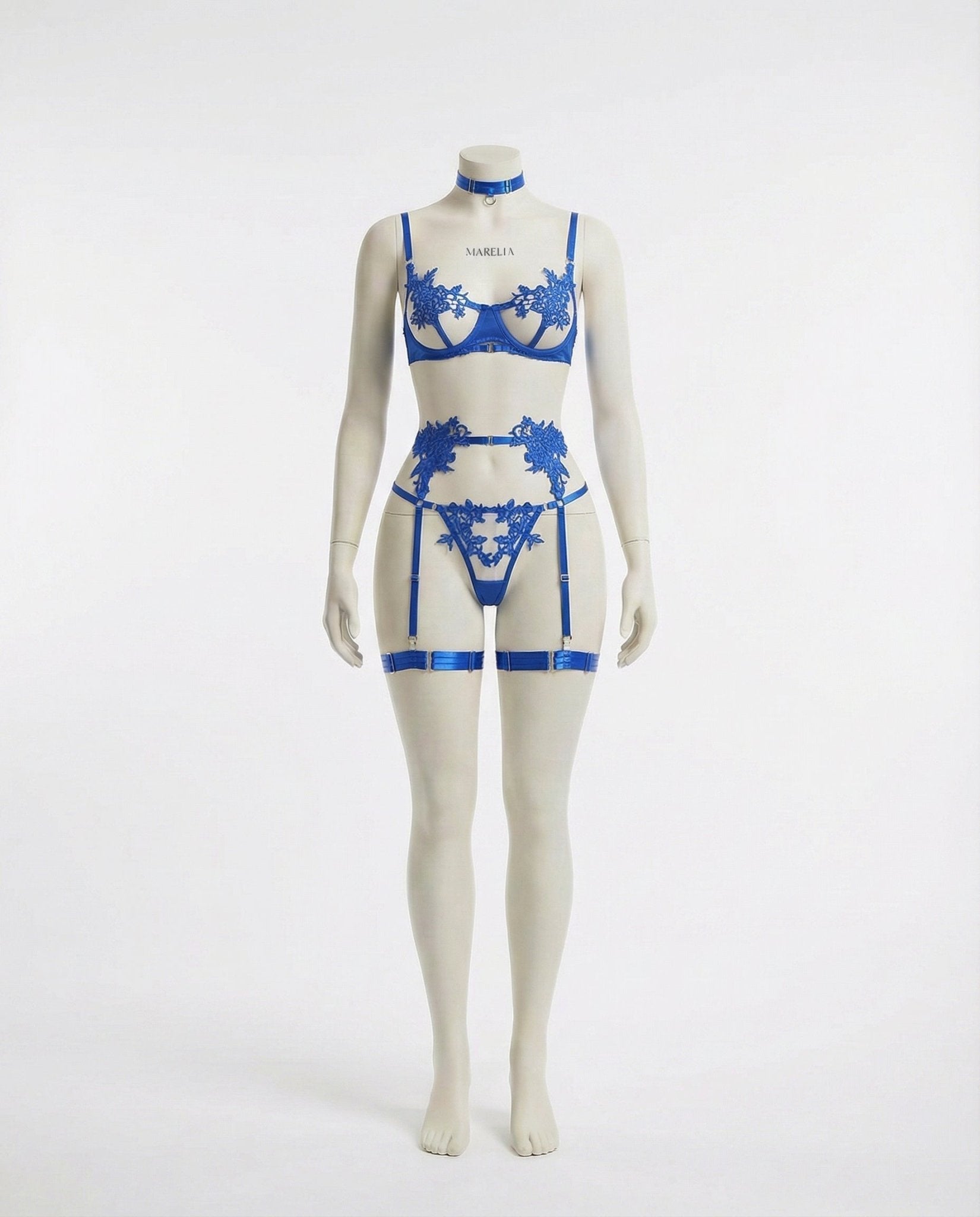 Lace Appliqué Bra G - String And Suspender Set - AR UNIVERSALghntshLingerie Set