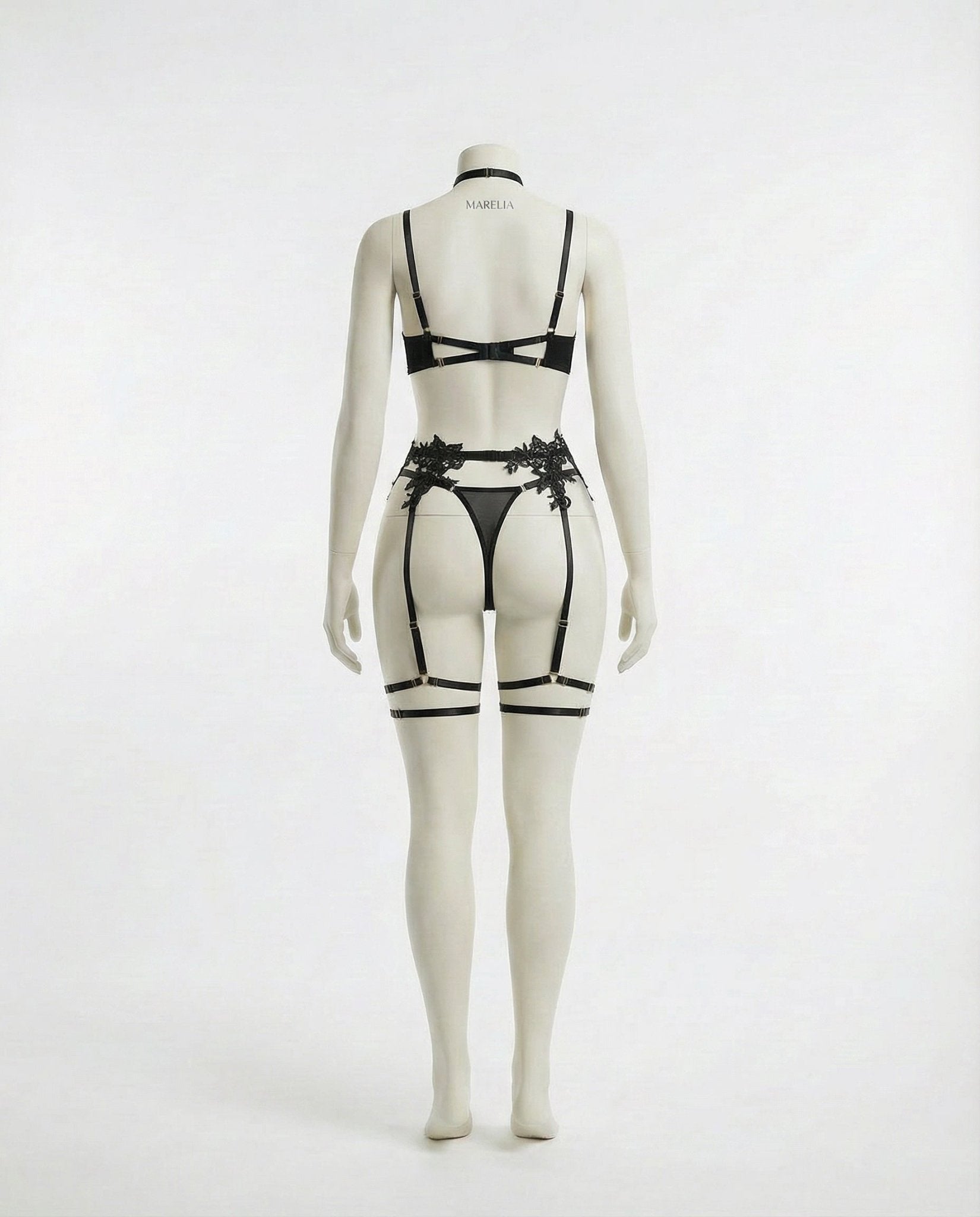 Lace Appliqué Bra G - String And Suspender Set - AR UNIVERSALghntshLingerie Set