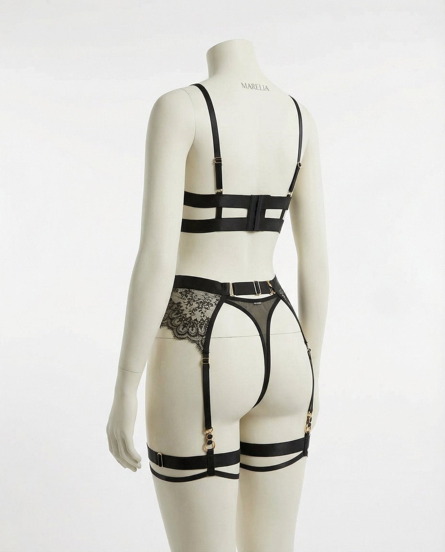 Lace Underwire Bra And Brief Set With Garter Accessories