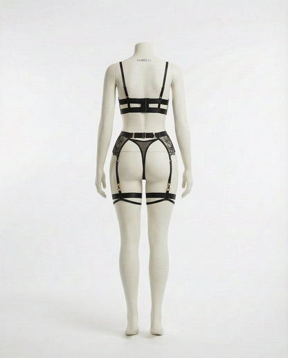 Lace Underwire Bra And Brief Set With Garter Accessories