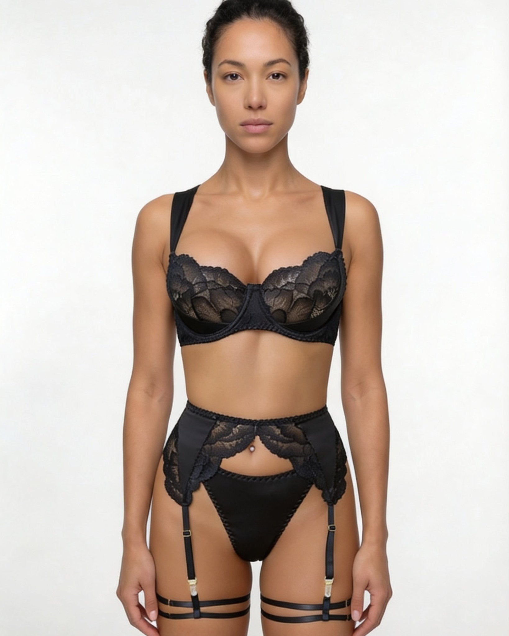 Satin Lace Underwired Lingerie Set - AR UNIVERSALAR UNIVERSALLingerie Sets